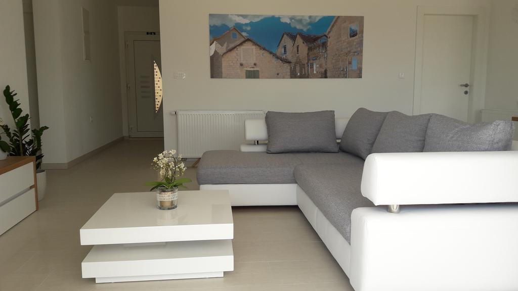 Villa-Apartments Karmel Kastela Dış mekan fotoğraf