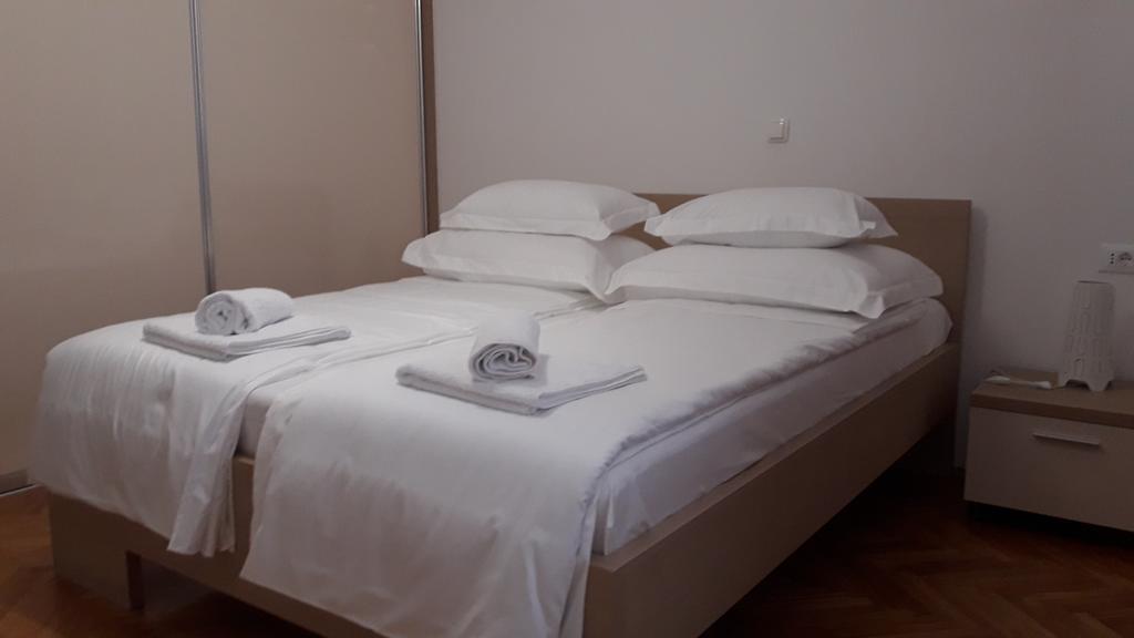 Villa-Apartments Karmel Kastela Dış mekan fotoğraf